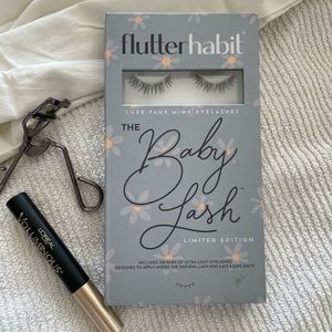 Flutter Habit The Baby Lash Lashes. 5 Sets.